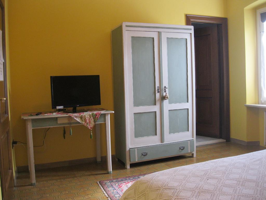Trattoria Milani Hotel โลนาโต ภายนอก รูปภาพ